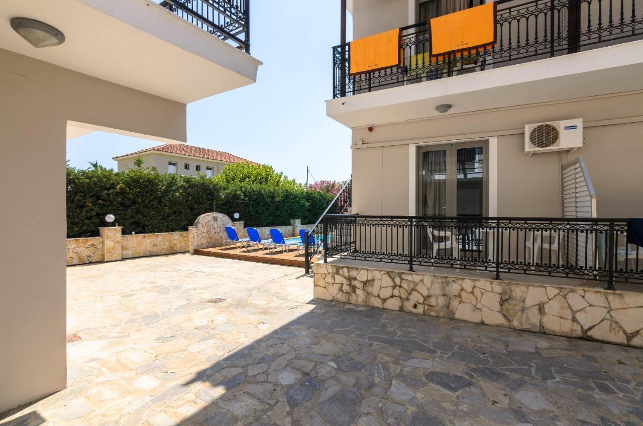 Karras Livin Apartment Laganas Exterior foto